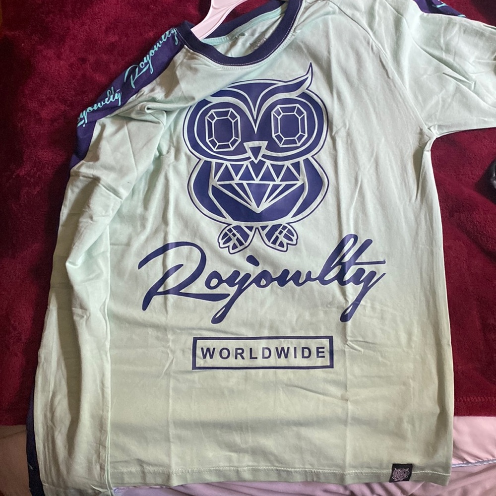 Overseas street wear long sleeve CYAN AND PURPLE FIRST PIC IS SCUFFED